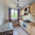 Продам квартиру, Натальи Ужвий ул. , 3  ком., 70 м², капитальный ремонт 