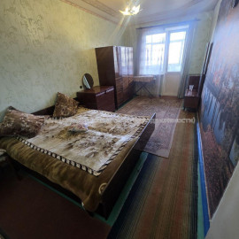 Продам квартиру, Академика Павлова ул. , 3 кім., 65.80 м², советский ремонт