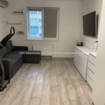 Продам квартиру, Мира ул. , 1  ком., 40 м², авторский дизайн 