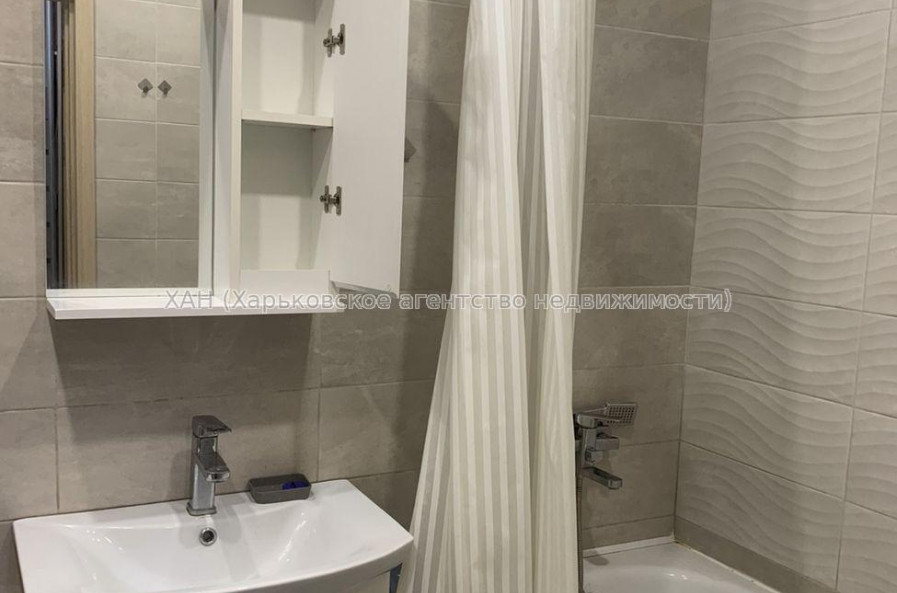 Продам квартиру, Мира ул. , 1  ком., 40 м², авторский дизайн 