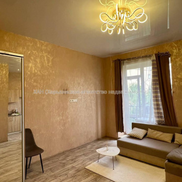 Продам квартиру, Белобровский пер. , 1  ком., 26.10 м², евроремонт 