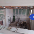 Продам нежилую недвижимость, помещение свободного назначения , 7  ком., 202 м², частичный ремонт 