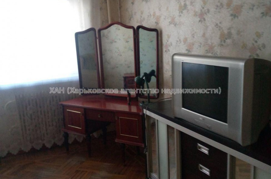 Продам квартиру, Людвига Свободы просп. , 3  ком., 65.40 м², косметический ремонт 