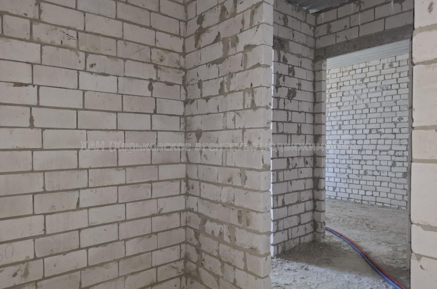 Продам квартиру, Героев Харькова просп. , 1  ком., 42.20 м², без внутренних работ 