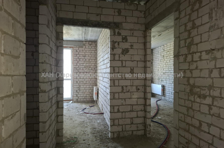 Продам квартиру, Героев Харькова просп. , 1  ком., 42.20 м², без внутренних работ 