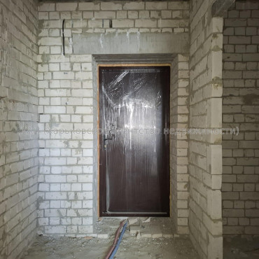 Продам квартиру, Героев Харькова просп. , 1  ком., 42.20 м², без внутренних работ 