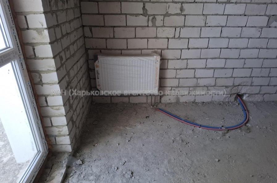 Продам квартиру, Героев Харькова просп. , 1  ком., 42.20 м², без внутренних работ 