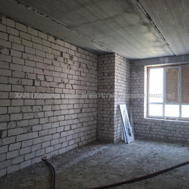 Продам квартиру, Героев Харькова просп. , 1  ком., 42.20 м², без внутренних работ 
