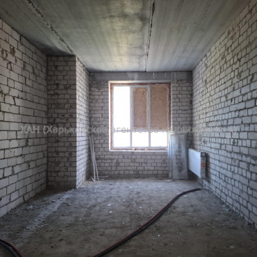 Продам квартиру, Героев Харькова просп. , 1  ком., 42.20 м², без внутренних работ 