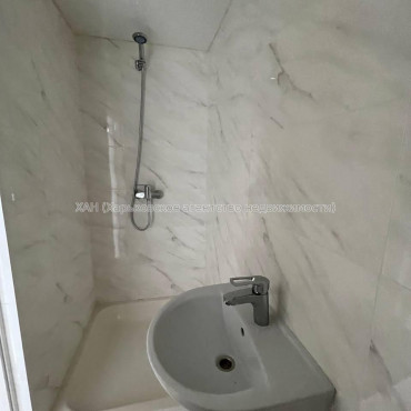 Продам квартиру, Шевченковский пер. , 1  ком., 19 м², капитальный ремонт 