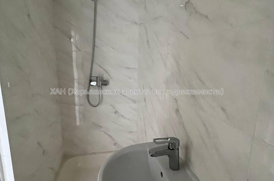 Продам квартиру, Шевченковский пер. , 1  ком., 19 м², капитальный ремонт 