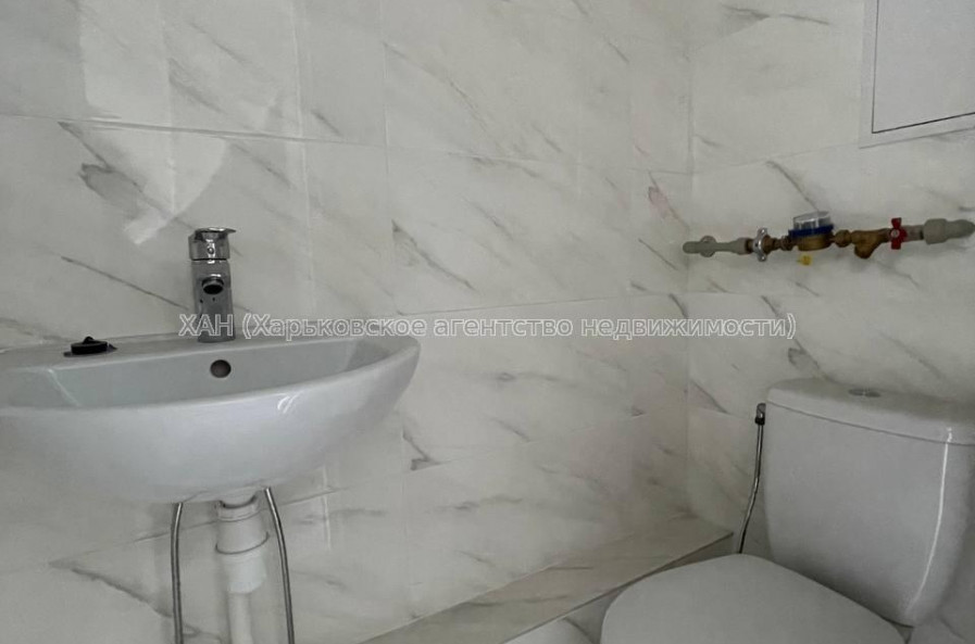 Продам квартиру, Шевченковский пер. , 1  ком., 19 м², капитальный ремонт 