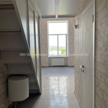 Продам квартиру, Шевченковский пер. , 1  ком., 19 м², капитальный ремонт 