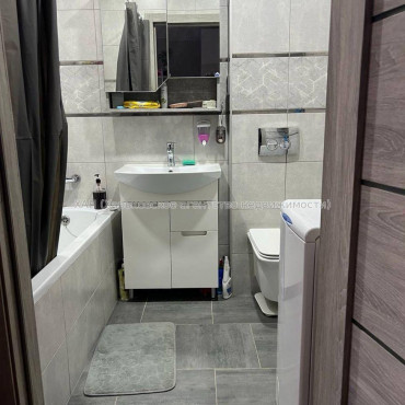 Продам квартиру, Шевченковский пер. , 1  ком., 32 м², евроремонт 