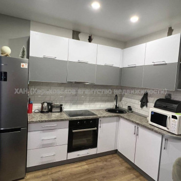 Продам квартиру, Шевченковский пер. , 1  ком., 32 м², евроремонт 