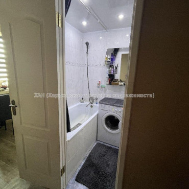 Продам квартиру, Зубарева Александра ул. , 1  ком., 33 м², капитальный ремонт 