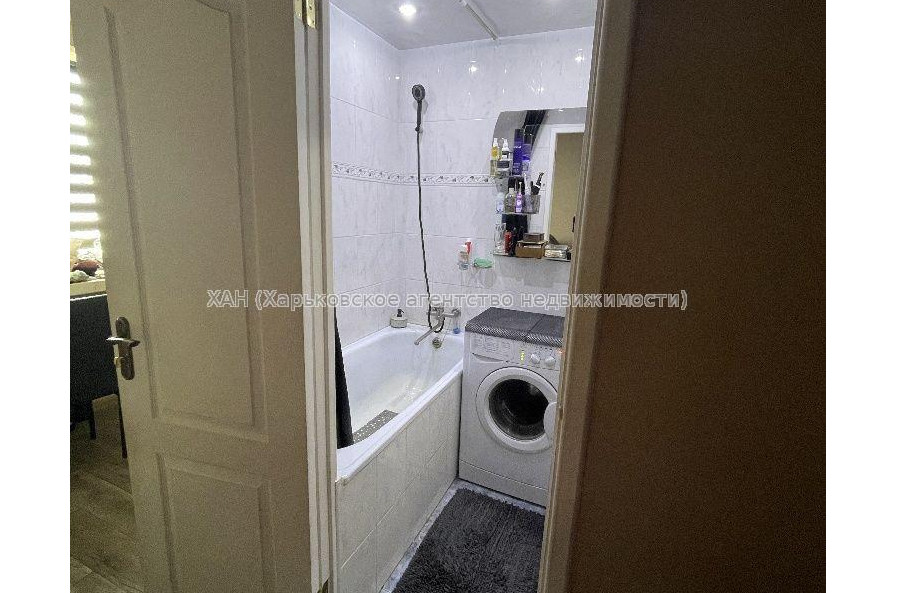 Продам квартиру, Зубарева Александра ул. , 1  ком., 33 м², капитальный ремонт 