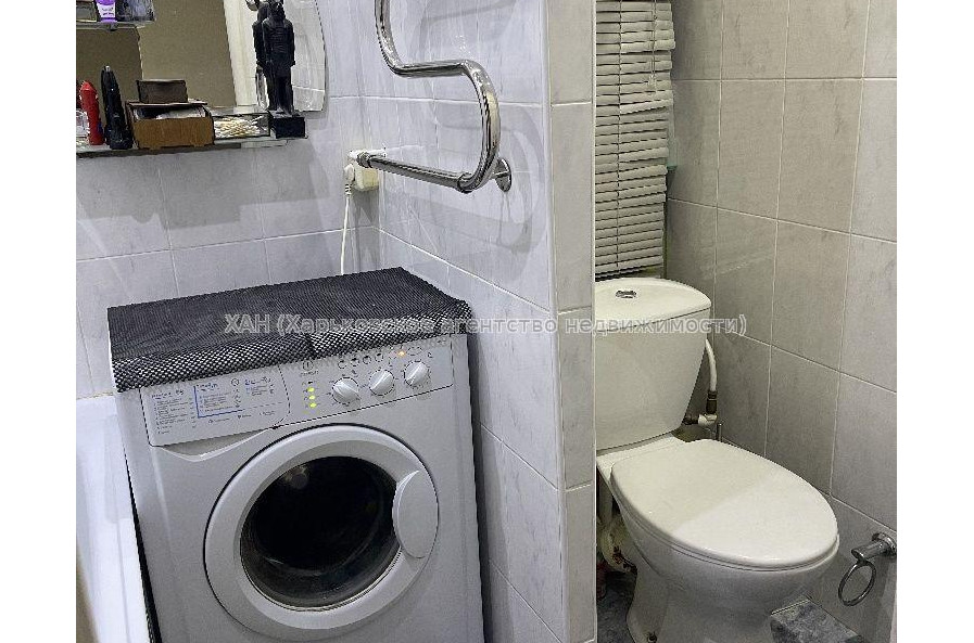 Продам квартиру, Зубарева Александра ул. , 1  ком., 33 м², капитальный ремонт 