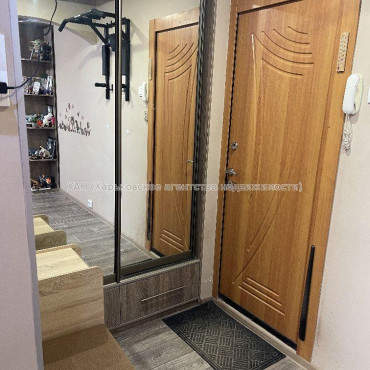 Продам квартиру, Зубарева Александра ул. , 1  ком., 33 м², капитальный ремонт 