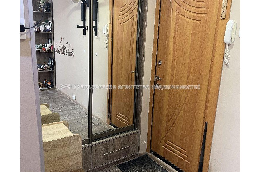 Продам квартиру, Зубарева Александра ул. , 1  ком., 33 м², капитальный ремонт 