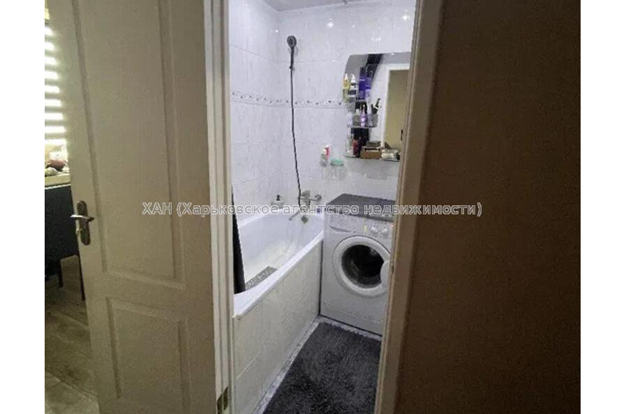 Продам квартиру, Зубарева Александра ул. , 1  ком., 33 м², капитальный ремонт 