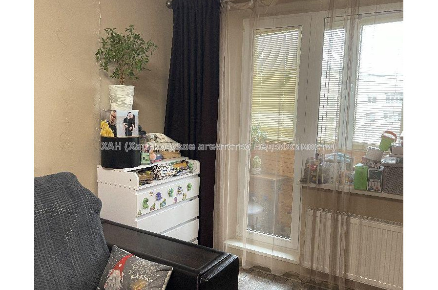 Продам квартиру, Зубарева Александра ул. , 1  ком., 33 м², капитальный ремонт 