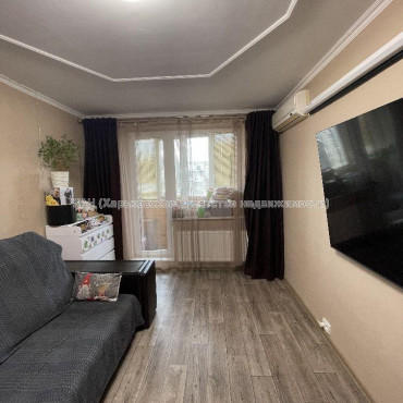 Продам квартиру, Зубарева Александра ул. , 1  ком., 33 м², капитальный ремонт 