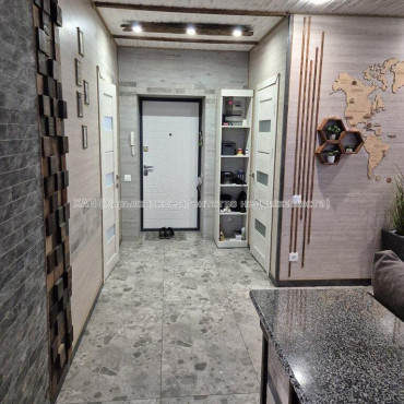 Продам квартиру, Мира ул. , 1  ком., 40 м², евроремонт 