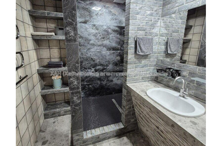 Продам квартиру, Мира ул. , 1  ком., 40 м², евроремонт 