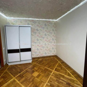 Продам квартиру, Познанская ул. , 1 кім., 30.50 м², капитальный ремонт 