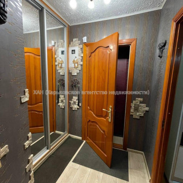 Продам квартиру, Познанская ул. , 1 кім., 30.50 м², капитальный ремонт 