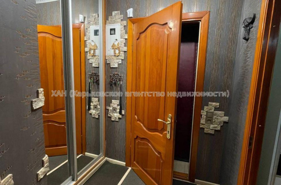 Продам квартиру, Познанская ул. , 1 кім., 30.50 м², капитальный ремонт 