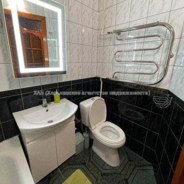 Продам квартиру, Познанская ул. , 1 кім., 30.50 м², капитальный ремонт 