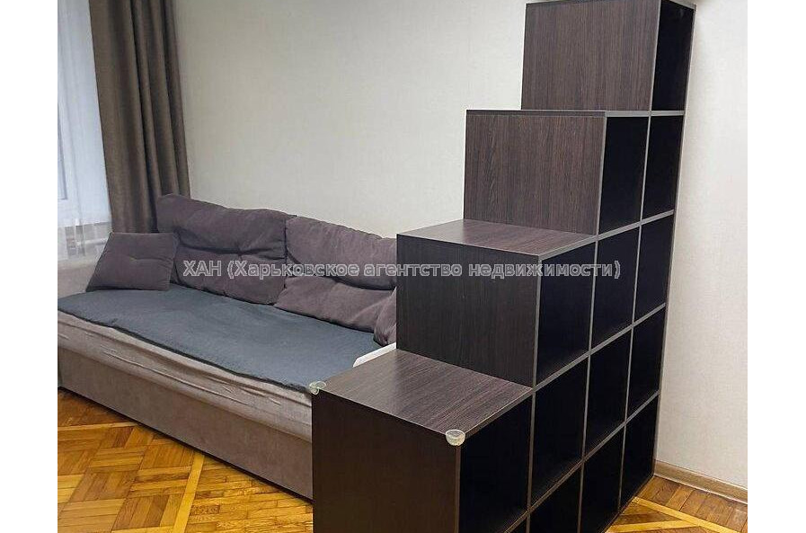 Продам квартиру, Познанская ул. , 1 кім., 30.50 м², капитальный ремонт 
