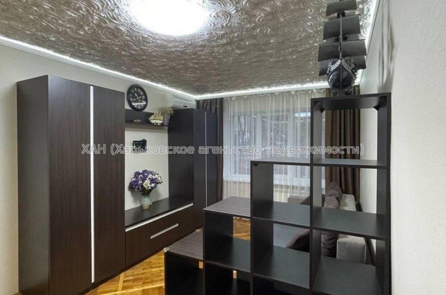 Продам квартиру, Познанская ул. , 1 кім., 30.50 м², капитальный ремонт 