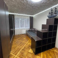 Продам квартиру, Познанская ул. , 1 кім., 30.50 м², капитальный ремонт 