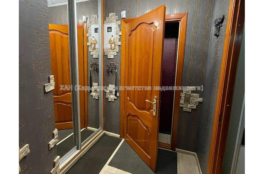 Продам квартиру, Познанская ул. , 1 кім., 30.50 м², капитальный ремонт 