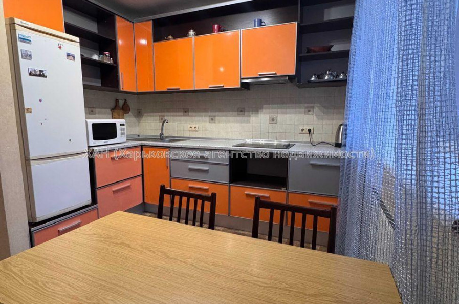 Сдам квартиру, Клочковская ул. , 1  ком., 42.20 м², капитальный ремонт 