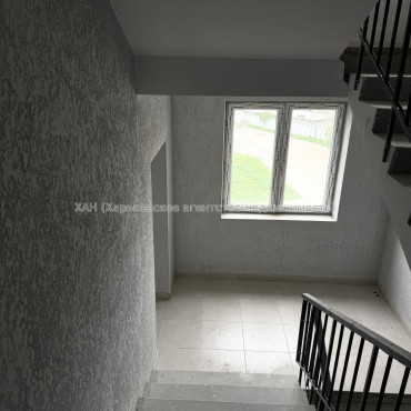 Продам квартиру, Полтавский Шлях ул. , 184 , 1  ком., 41 м², без внутренних работ 