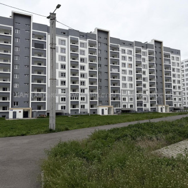 Продам квартиру, Полтавский Шлях ул. , 184 , 1  ком., 41 м², без внутренних работ 