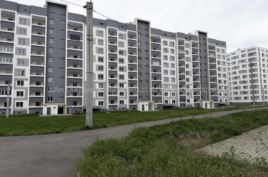 Продам квартиру, Полтавский Шлях ул. , 184 , 1  ком., 41 м², без внутренних работ 