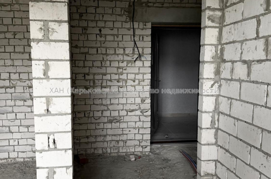 Продам квартиру, Полтавский Шлях ул. , 184 , 1  ком., 41 м², без внутренних работ 