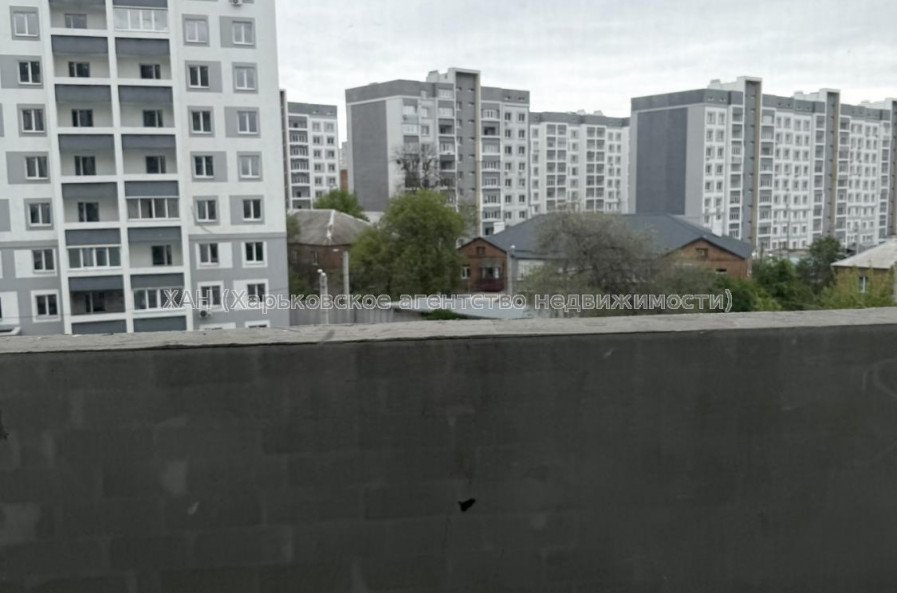 Продам квартиру, Полтавский Шлях ул. , 184 , 1  ком., 41 м², без внутренних работ 