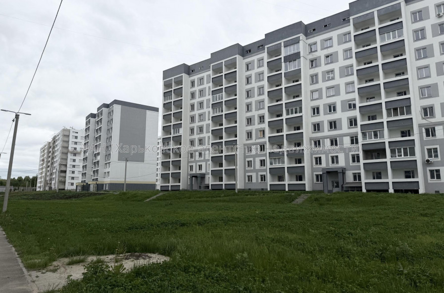 Продам квартиру, Полтавский Шлях ул. , 184 , 1  ком., 41 м², без внутренних работ 