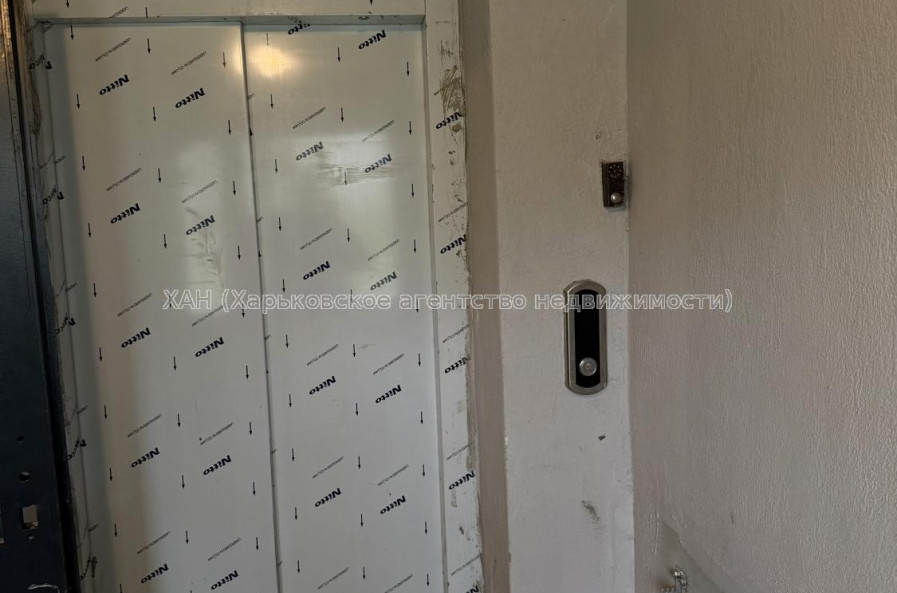 Продам квартиру, Полтавский Шлях ул. , 184 , 1  ком., 41 м², без внутренних работ 