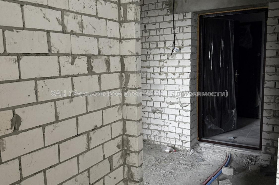Продам квартиру, Полтавский Шлях ул. , 184 , 1  ком., 41 м², без внутренних работ 