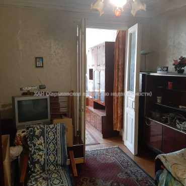 Продам квартиру, Юмашева ул. , 2 кім., 46.10 м², советский ремонт 