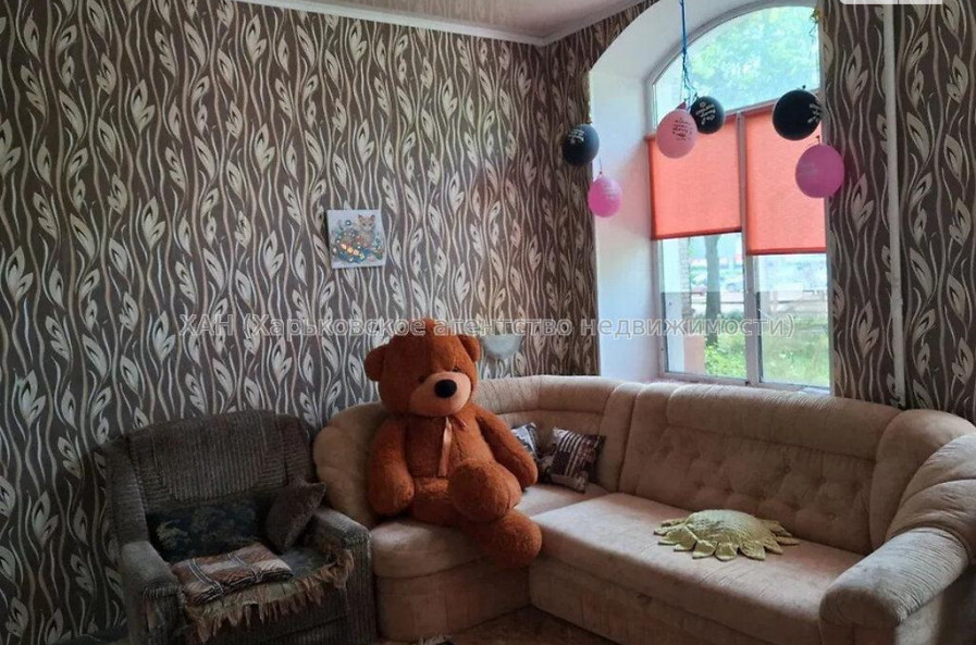 Продам квартиру, Архитектора Алёшина просп. , 1 кім., 35 м², косметический ремонт 