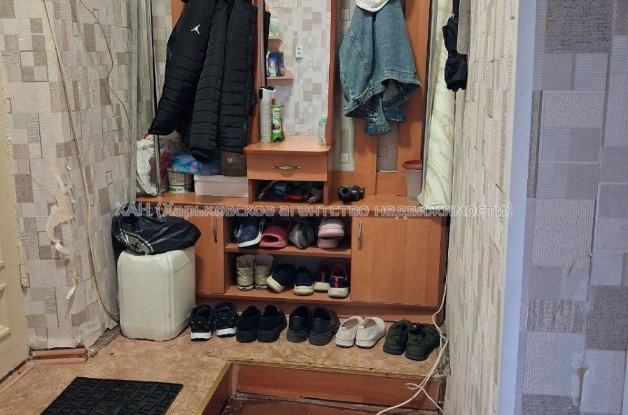 Продам квартиру, Архитектора Алёшина просп. , 1 кім., 35 м², косметический ремонт 