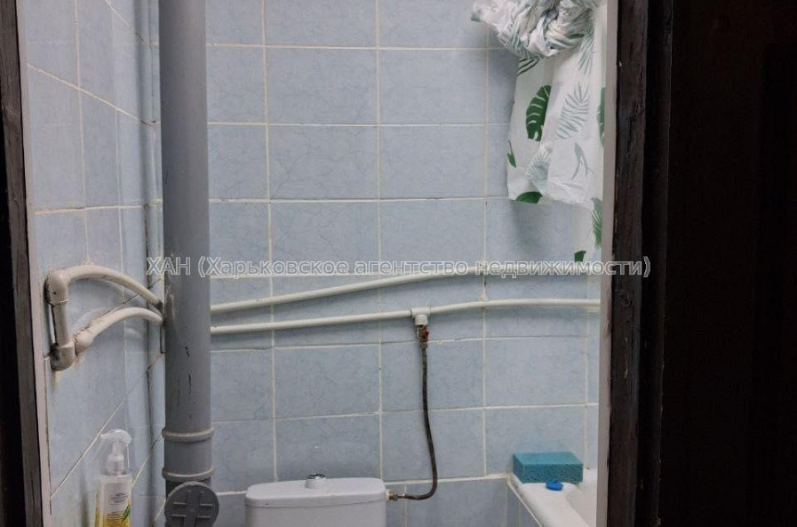 Продам квартиру, Архитектора Алёшина просп. , 1 кім., 35 м², косметический ремонт 